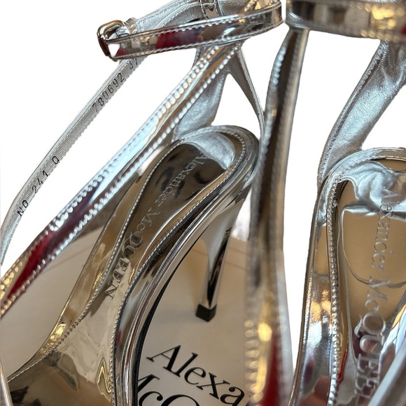Alexander McQueen Metallic Silver Mirror Sandal Heels Ankle Straps Size 36 New - Picture 3 of 14